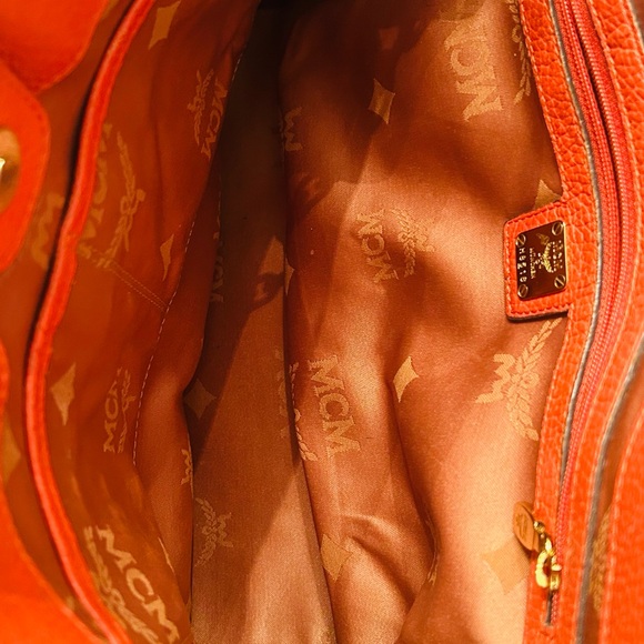 MCM Red Leather Shoulder Bag with Gold Chain - Picture 3 of 4